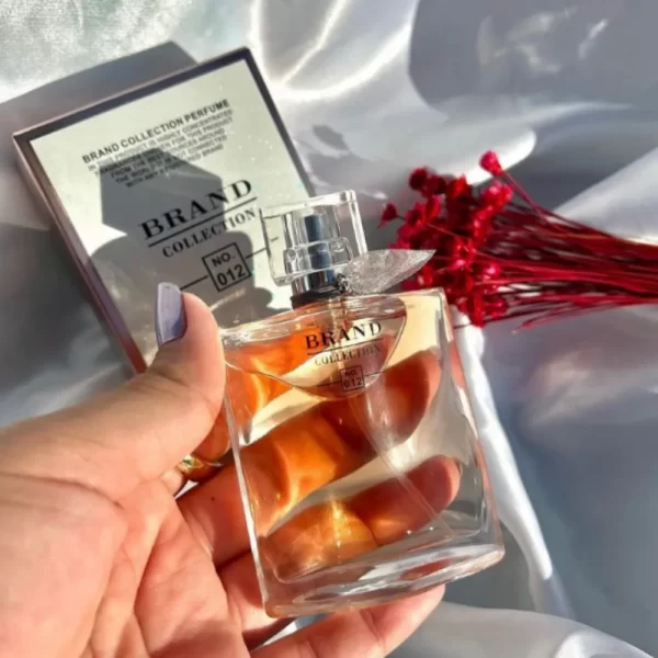 Perfume Feminino   Brand Collection 25ml N° 012/ 806 INSPIRAÇÃO LA VIE EST BELLE